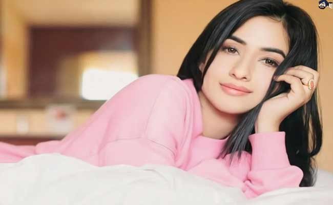 Aditi Budhathoki Age, Wiki, Biography, Height, Boyfriend, Net Worth 2022 Best Info