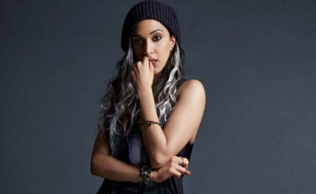 Kiara Advani Biography, Parents, Religion, Husband Name, Father, Family, Age, Bio, Date Of Birth, Siblings, Wikipedia, Education, Height, School, Educational Qualification, Lifestyle, Net Worth 2022 Best Info