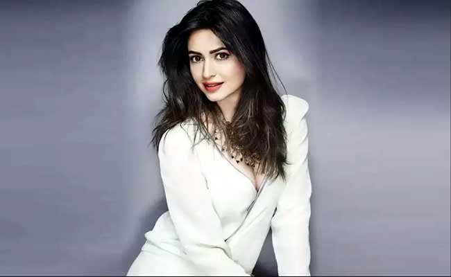 Kriti Kharbanda Age, Husband Name, Height, Education, Father's Name, Sister Name, Father Name, Biography, Parents, Birthday, Siblings, First Movie, Wikipedia, Net Worth 2022 Best Info